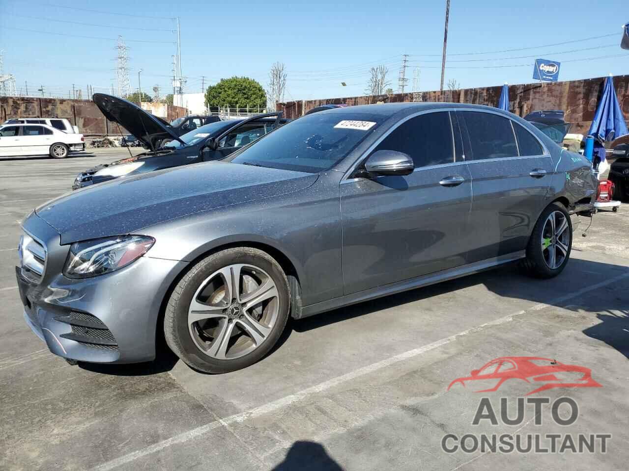 MERCEDES-BENZ E-CLASS 2020 - W1KZF8DB1LA817739