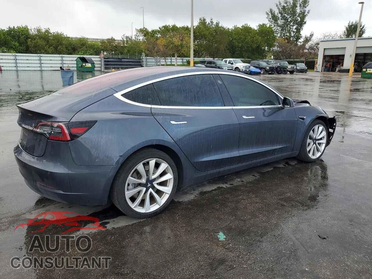 TESLA MODEL 3 2018 - 5YJ3E1EA5JF047467