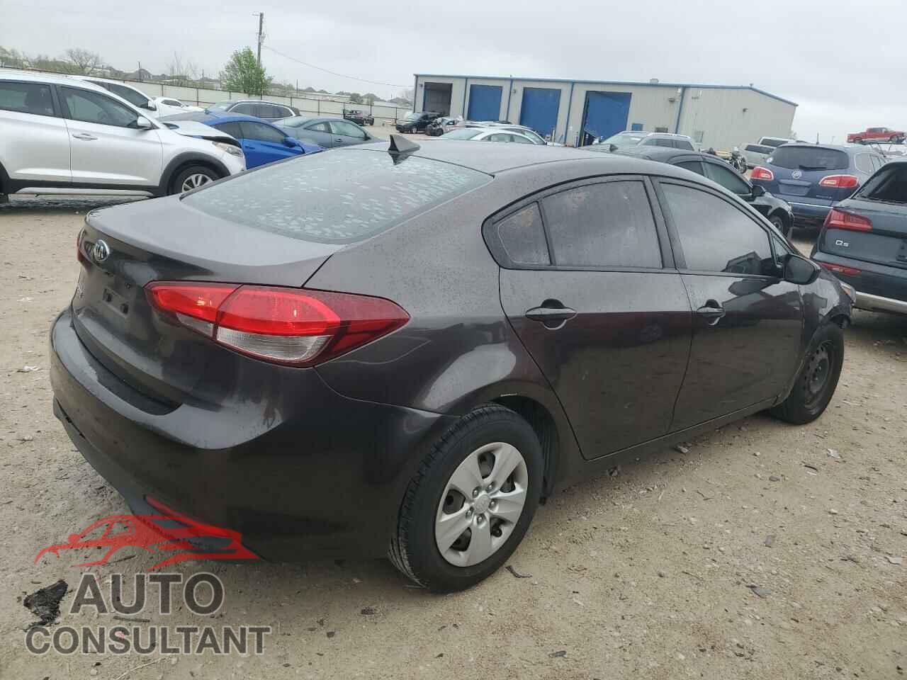 KIA FORTE 2017 - 3KPFK4A71HE013298