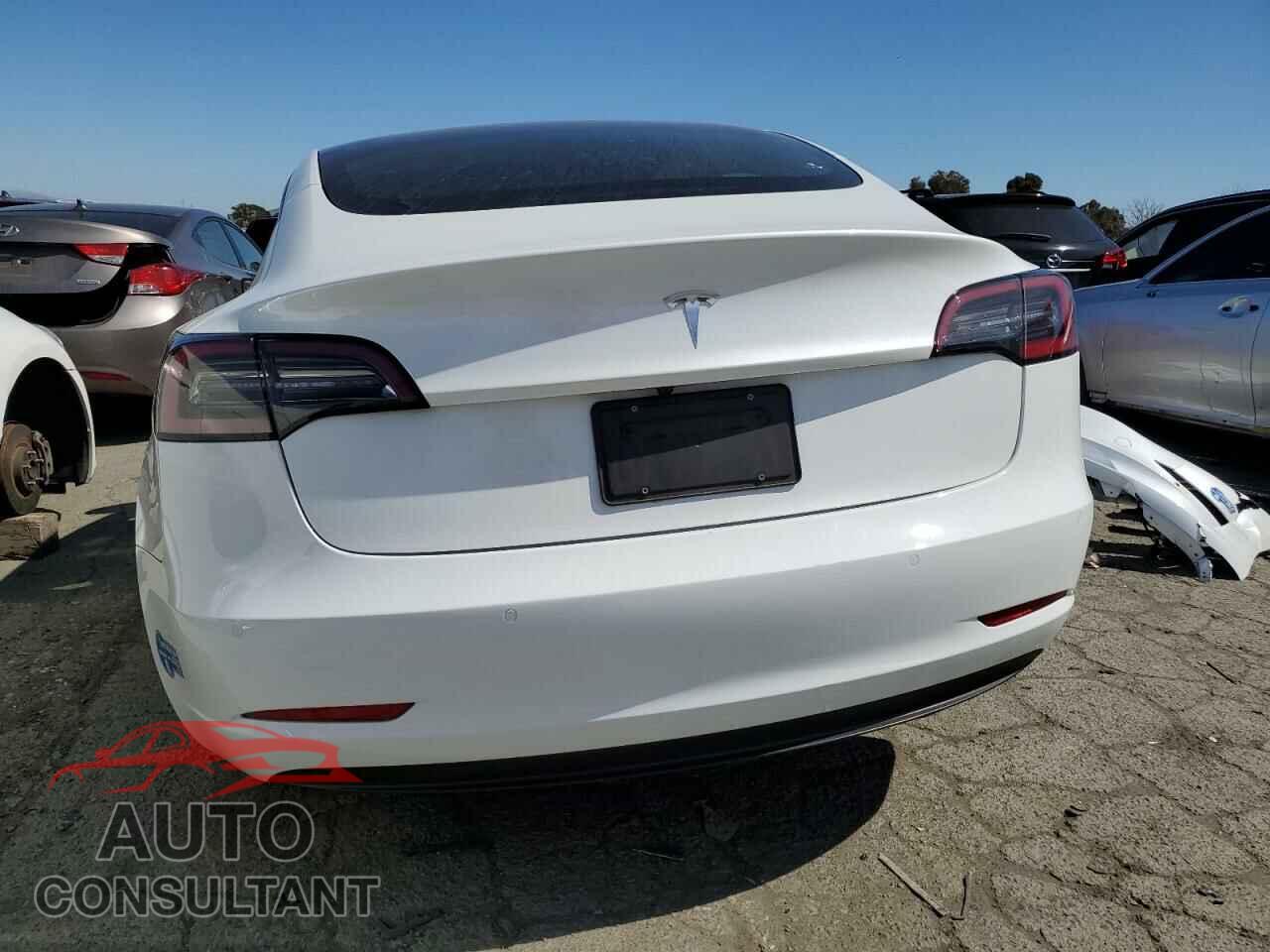 TESLA MODEL 3 2021 - 5YJ3E1EA3MF030462
