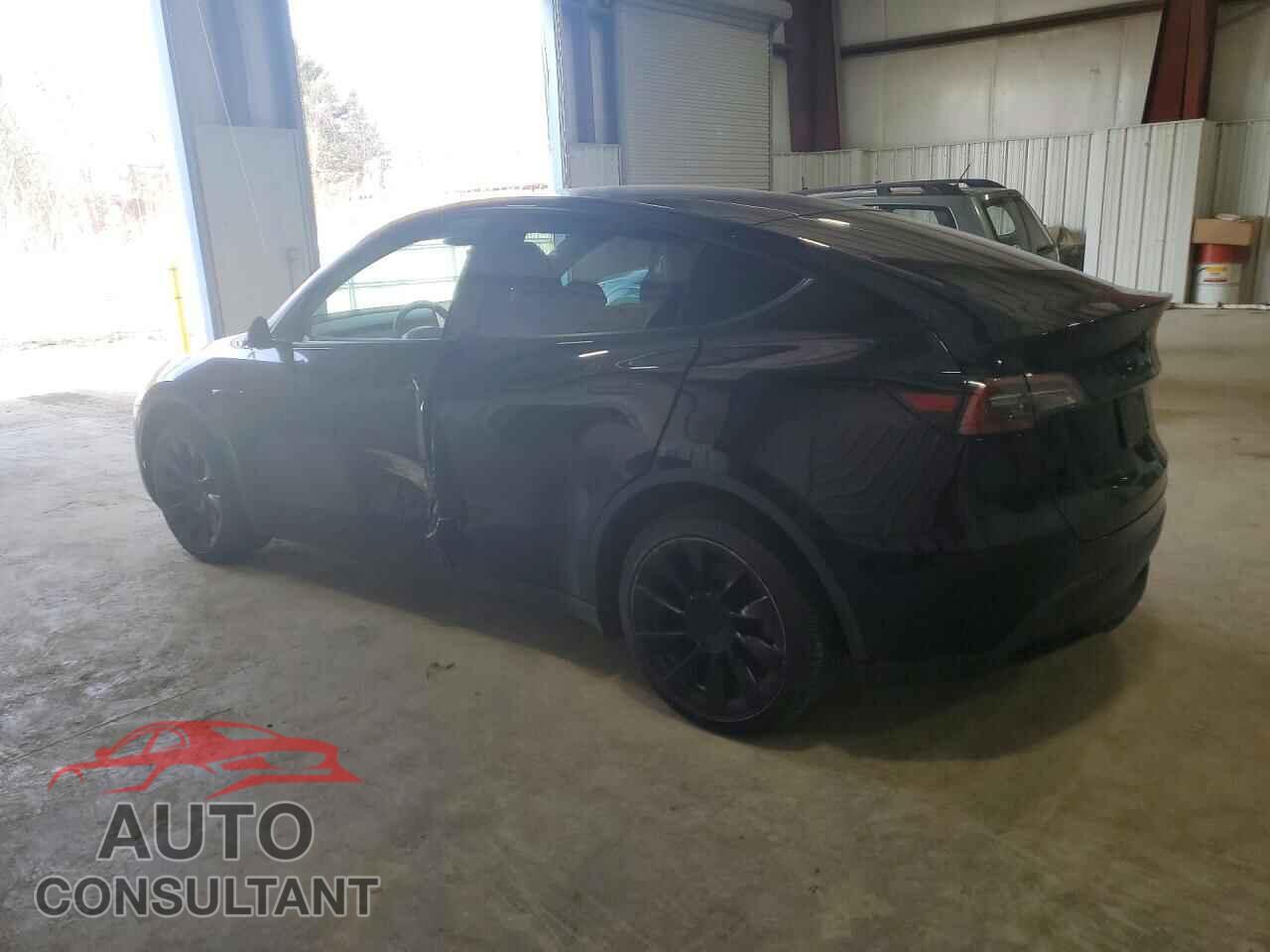 TESLA MODEL Y 2023 - 7SAYGDEE1PF791034