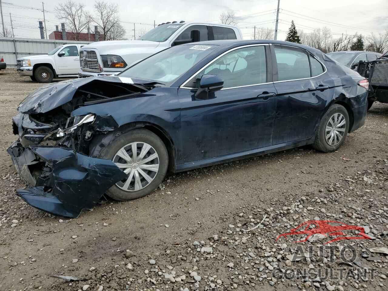 TOYOTA CAMRY 2018 - 4T1B11HK6JU552481