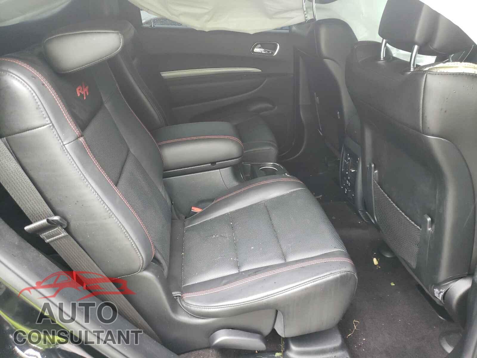 DODGE DURANGO 2018 - 1C4SDJCT0JC496555