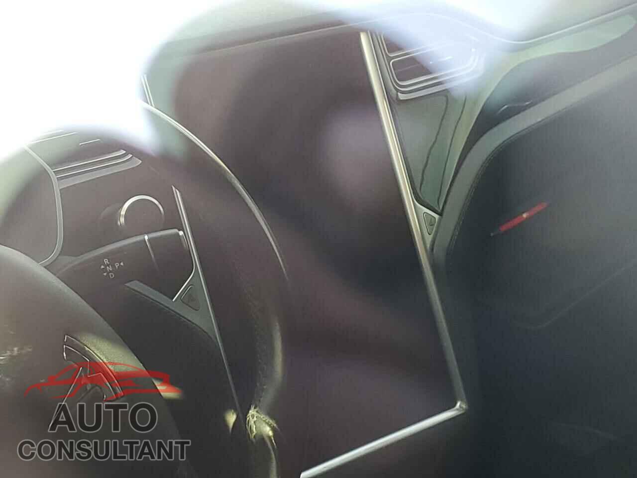 TESLA MODEL S 2014 - 5YJSA1H19EFP55892