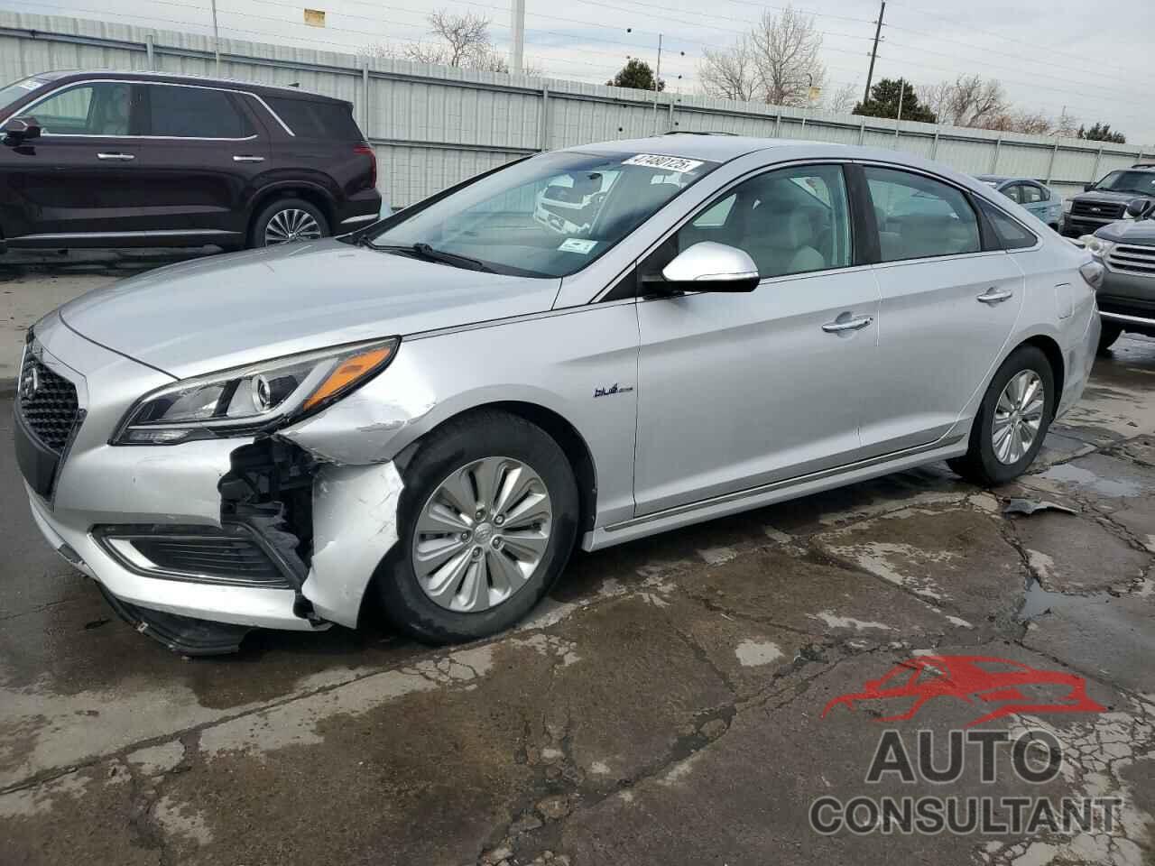 HYUNDAI SONATA 2016 - KMHE24L18GA014921