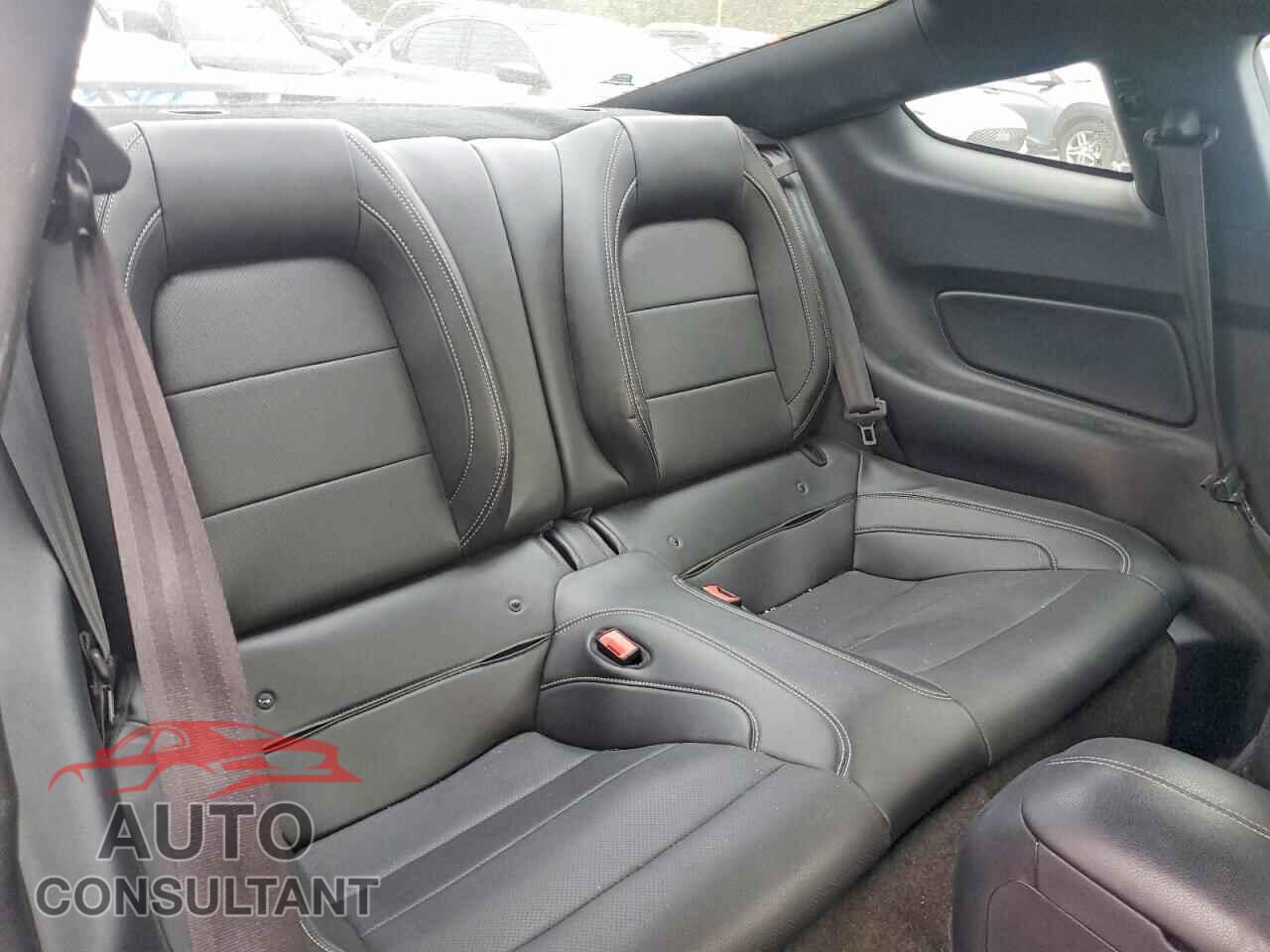 FORD MUSTANG 2019 - 1FA6P8TH9K5101801