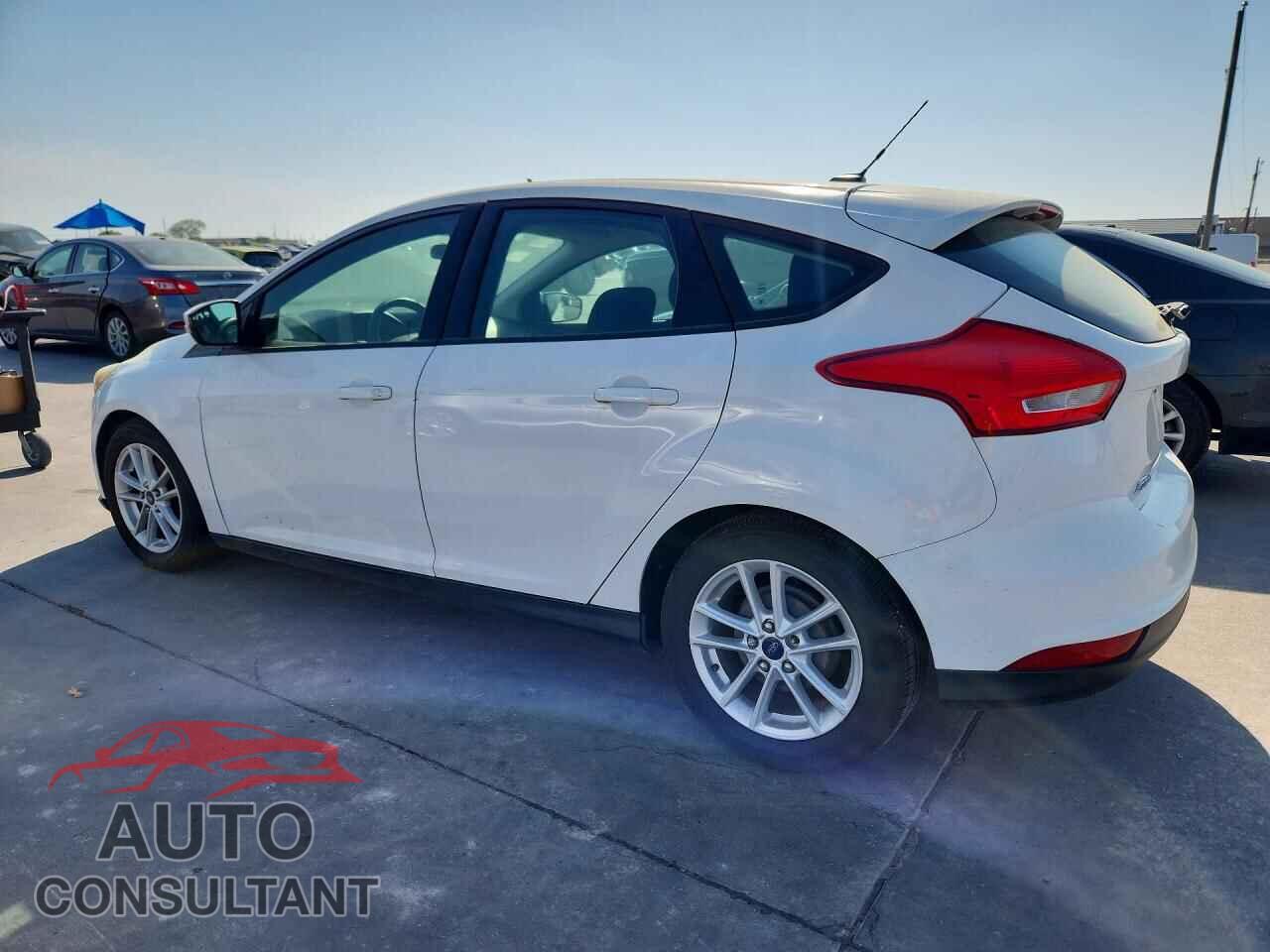 FORD FOCUS 2015 - 1FADP3K2XFL207764