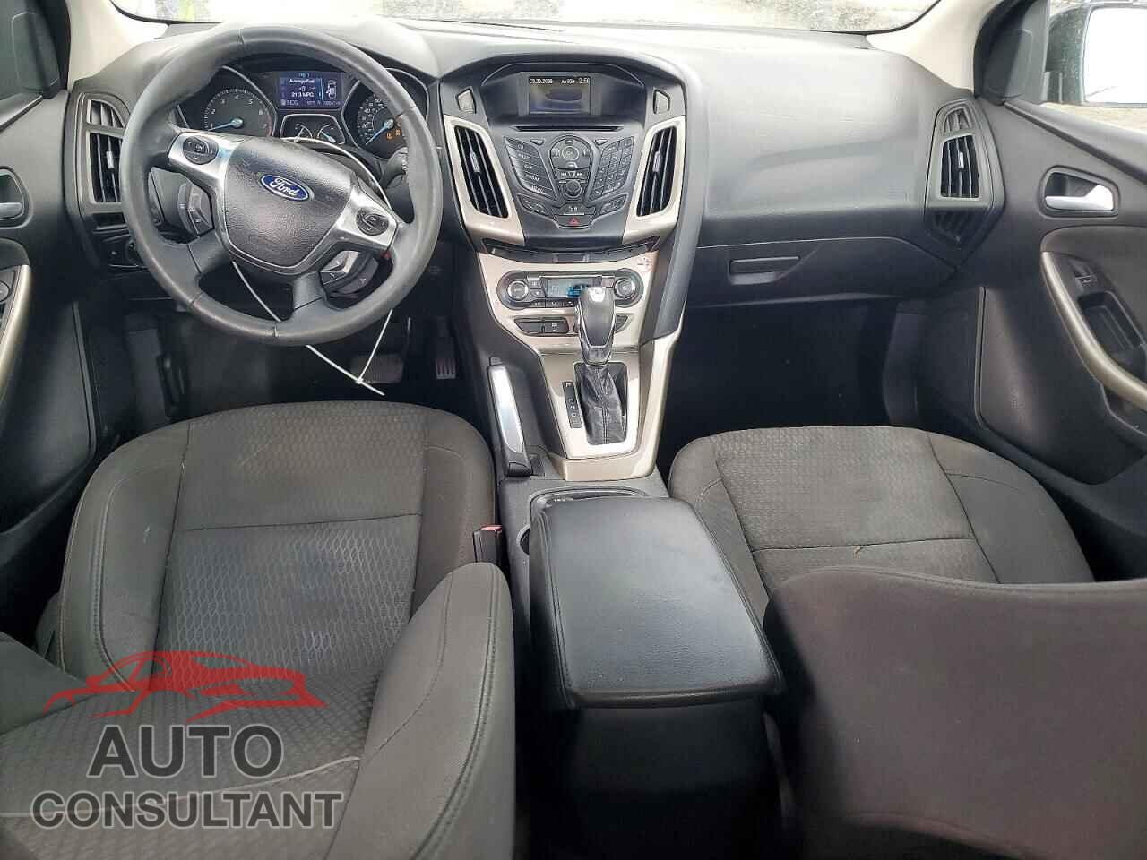 FORD FOCUS 2012 - 1FAHP3H27CL371929