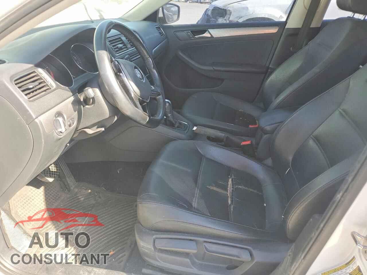 VOLKSWAGEN JETTA 2017 - 3VWDB7AJ3HM290347