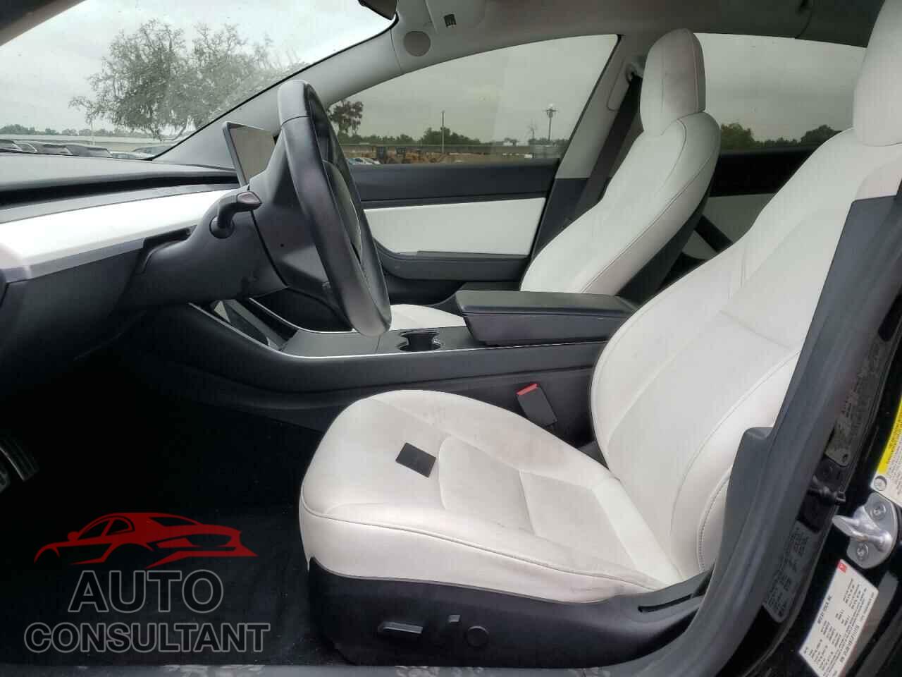 TESLA MODEL 3 2018 - 5YJ3E1EB7JF111775