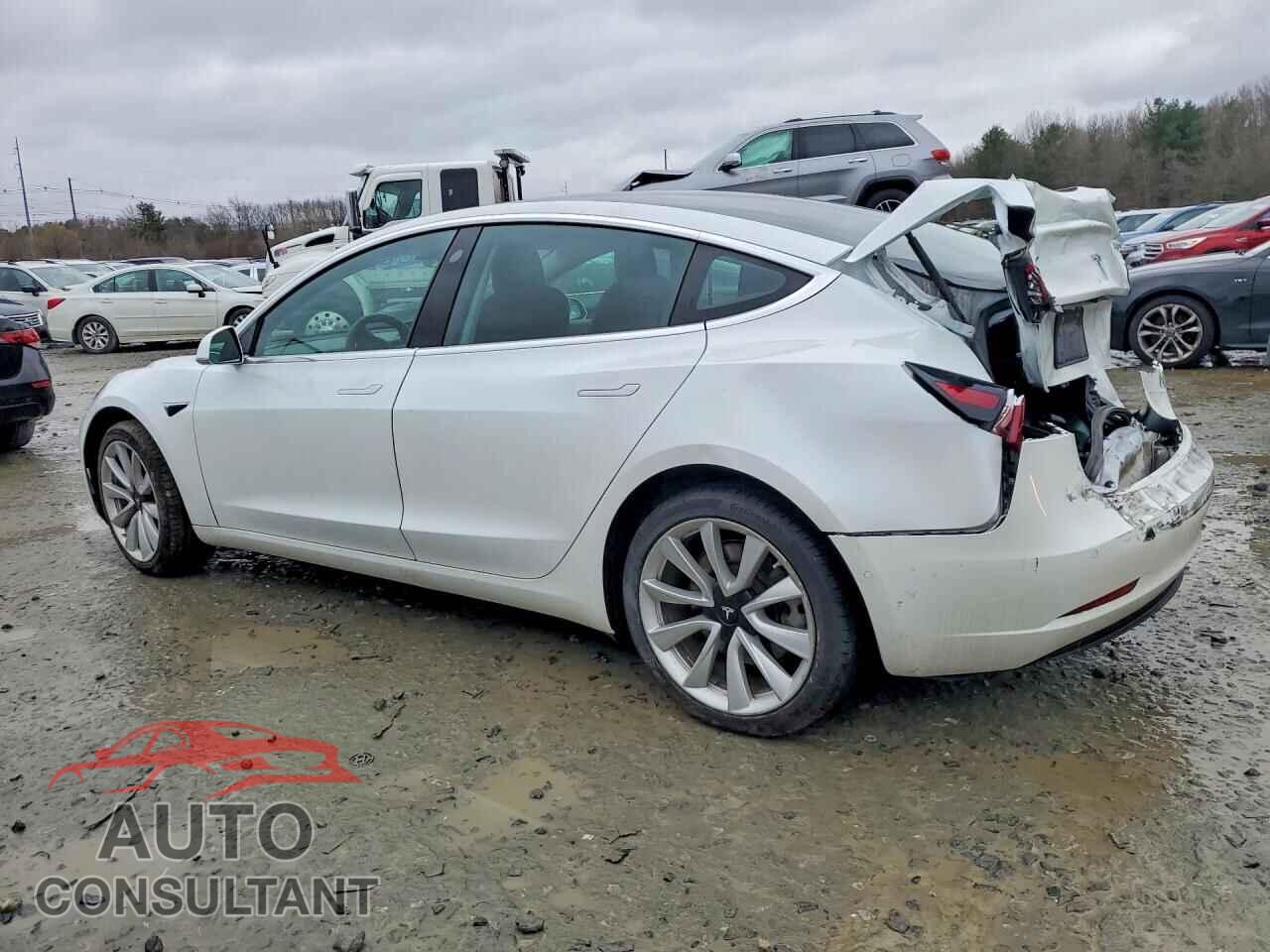 TESLA MODEL 3 2020 - 5YJ3E1EAXLF661532