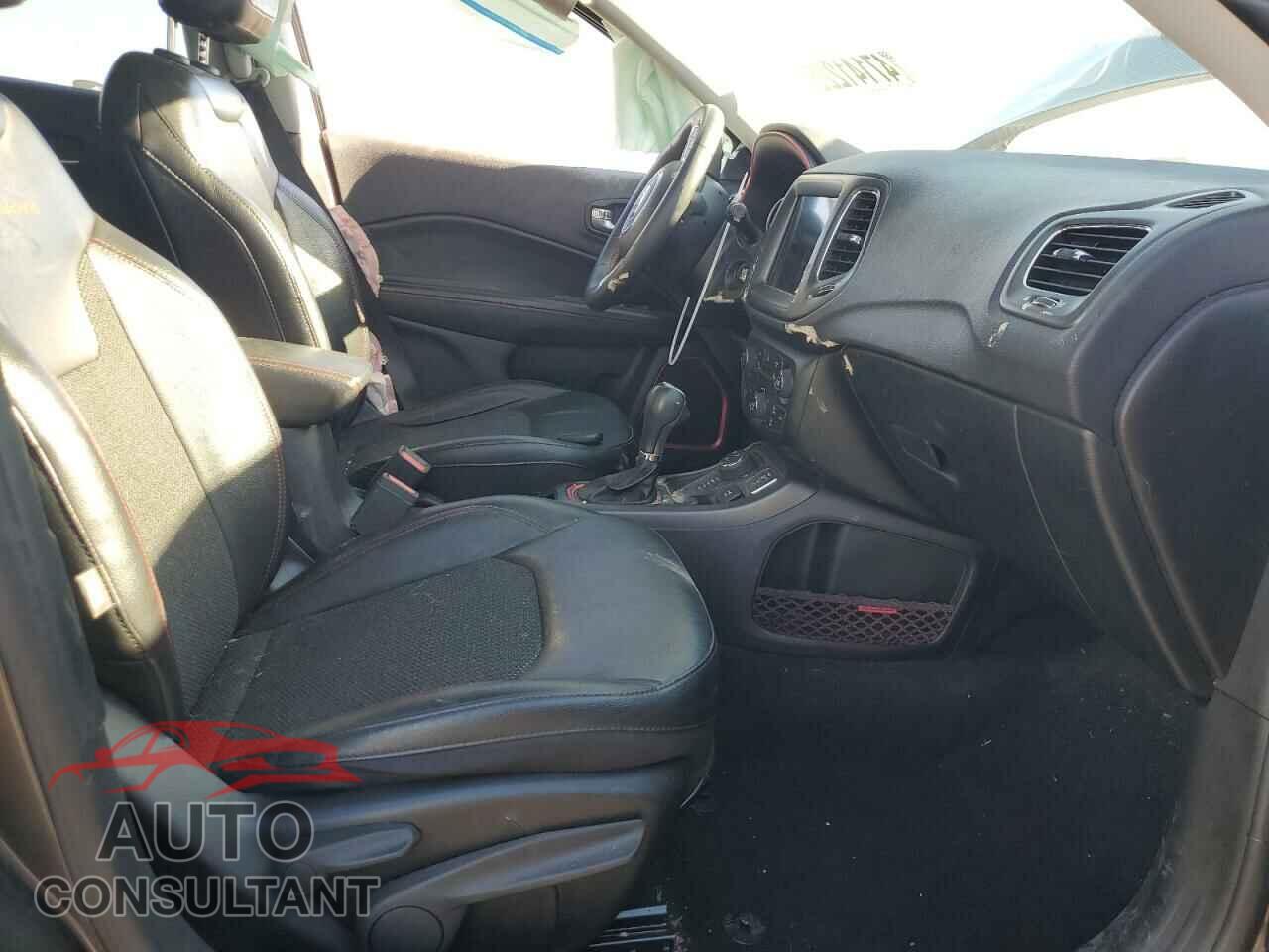 JEEP COMPASS 2021 - 3C4NJDDB5MT520144