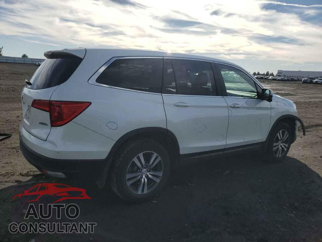 HONDA PILOT 2017 - 5FNYF6H59HB032303