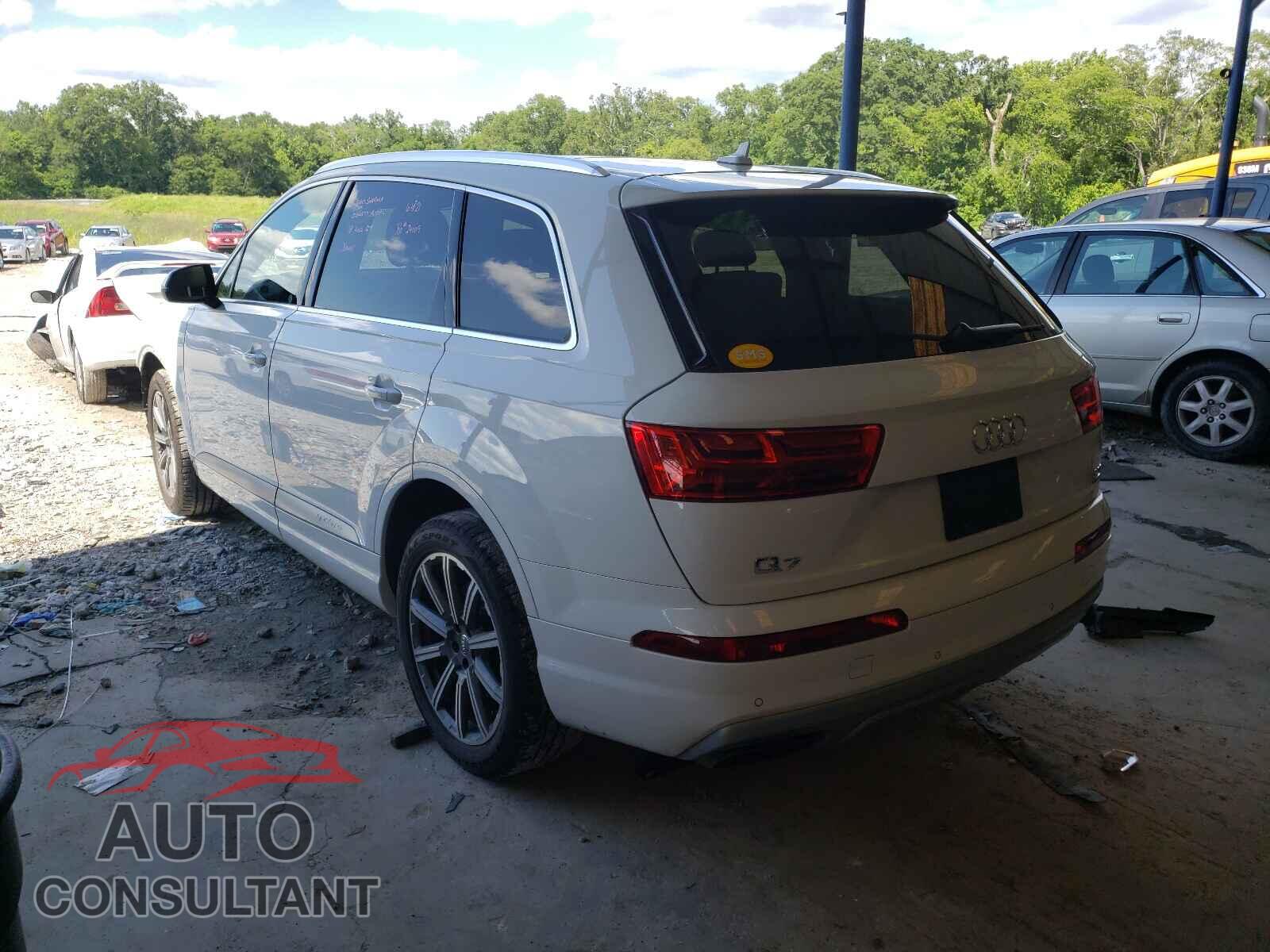 AUDI Q7 2018 - WA1AAAF71JD008186