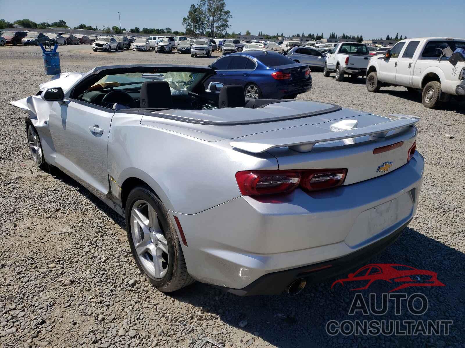 CHEVROLET CAMARO 2019 - 1G1FB3DX8K0122811