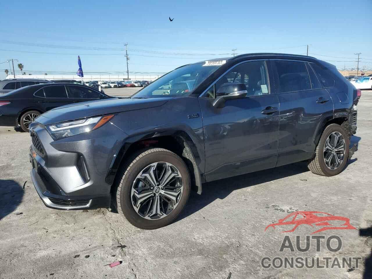 TOYOTA RAV4 2024 - JTMEB3FV8RD231920