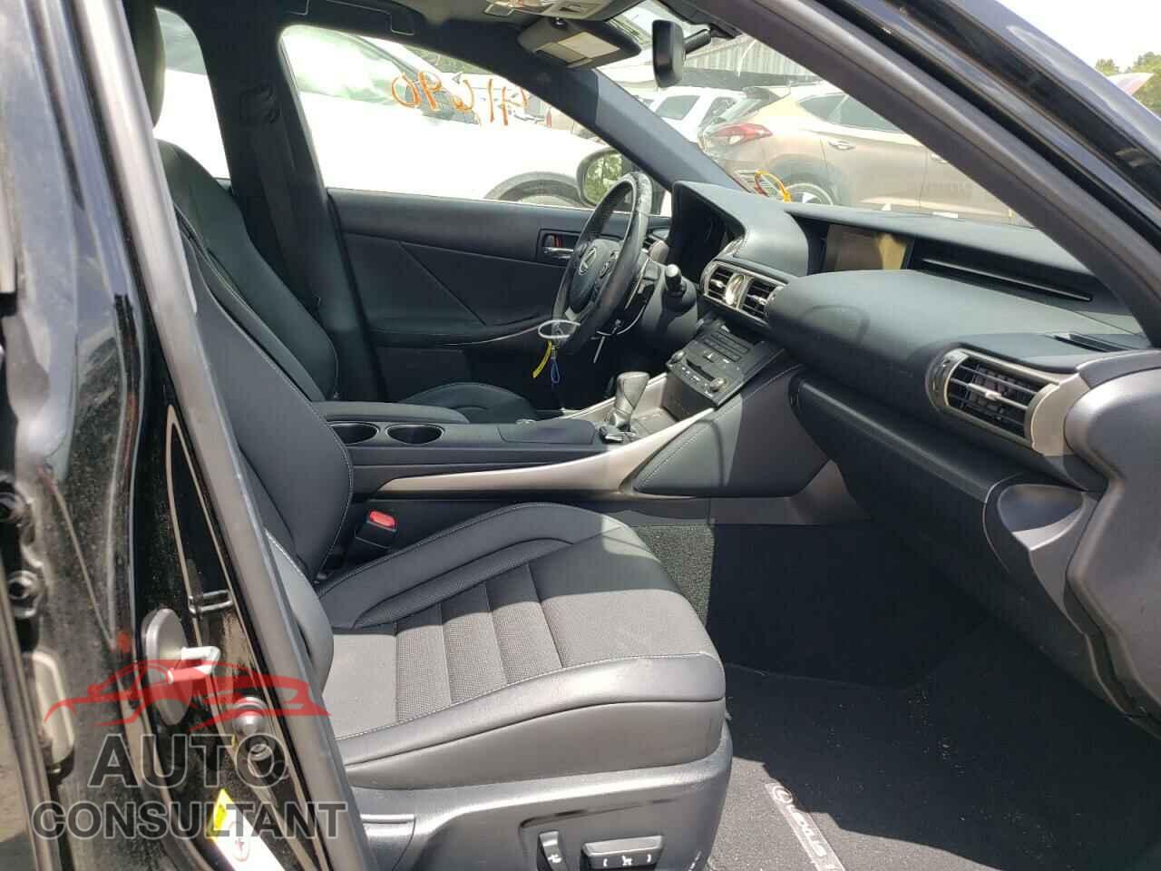 LEXUS IS 2016 - JTHBA1D24G5033652