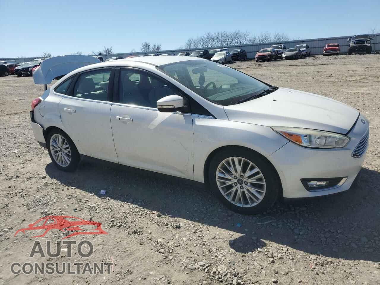 FORD FOCUS 2016 - 1FADP3J29GL220363