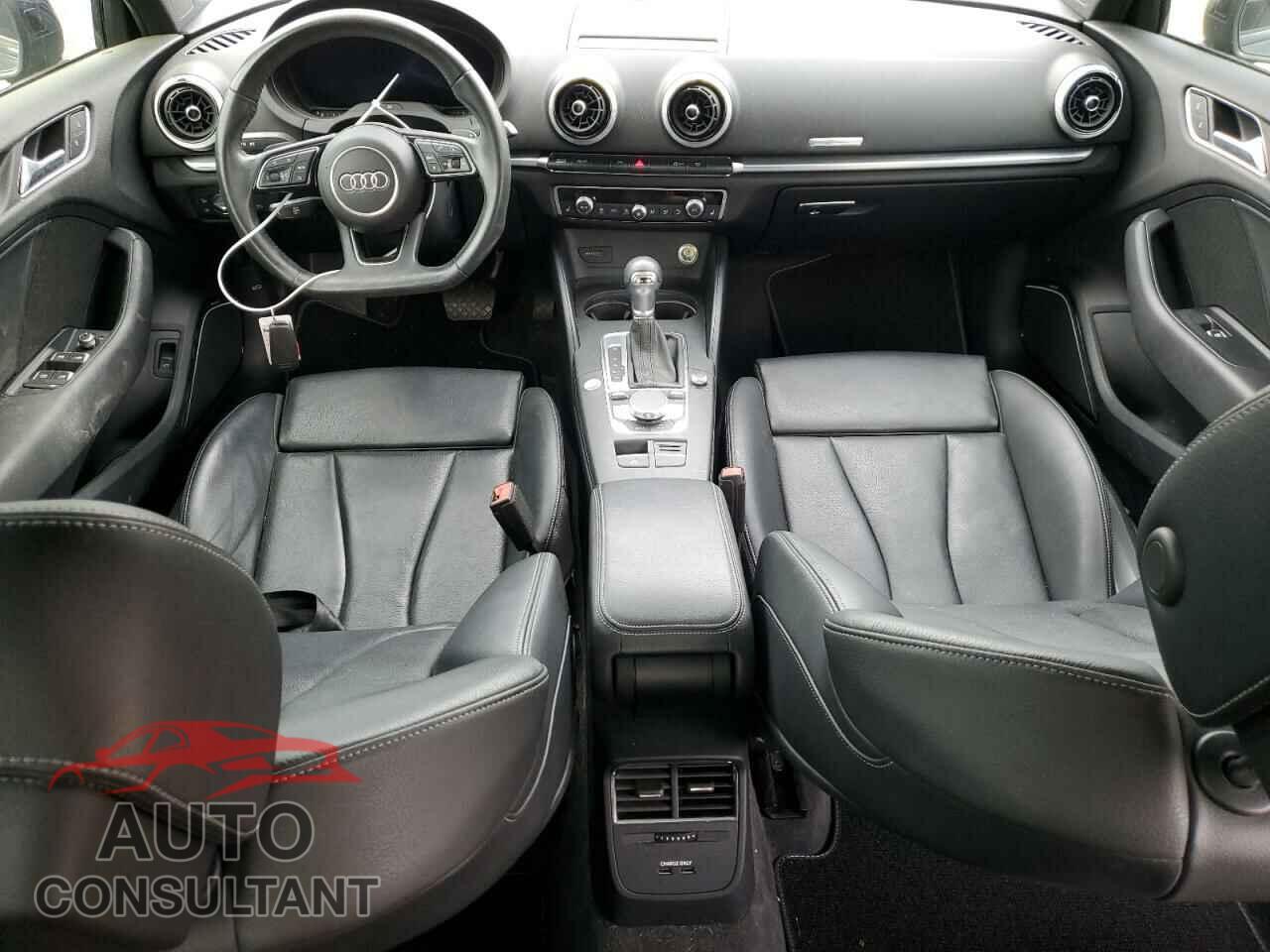 AUDI A3 2020 - WAUCUHFF8LA053035