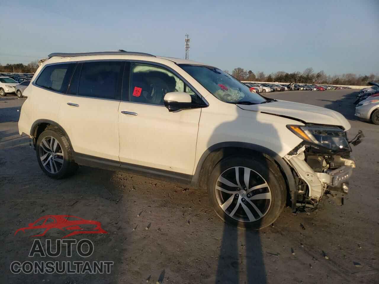 HONDA PILOT 2018 - 5FNYF5H95JB008907