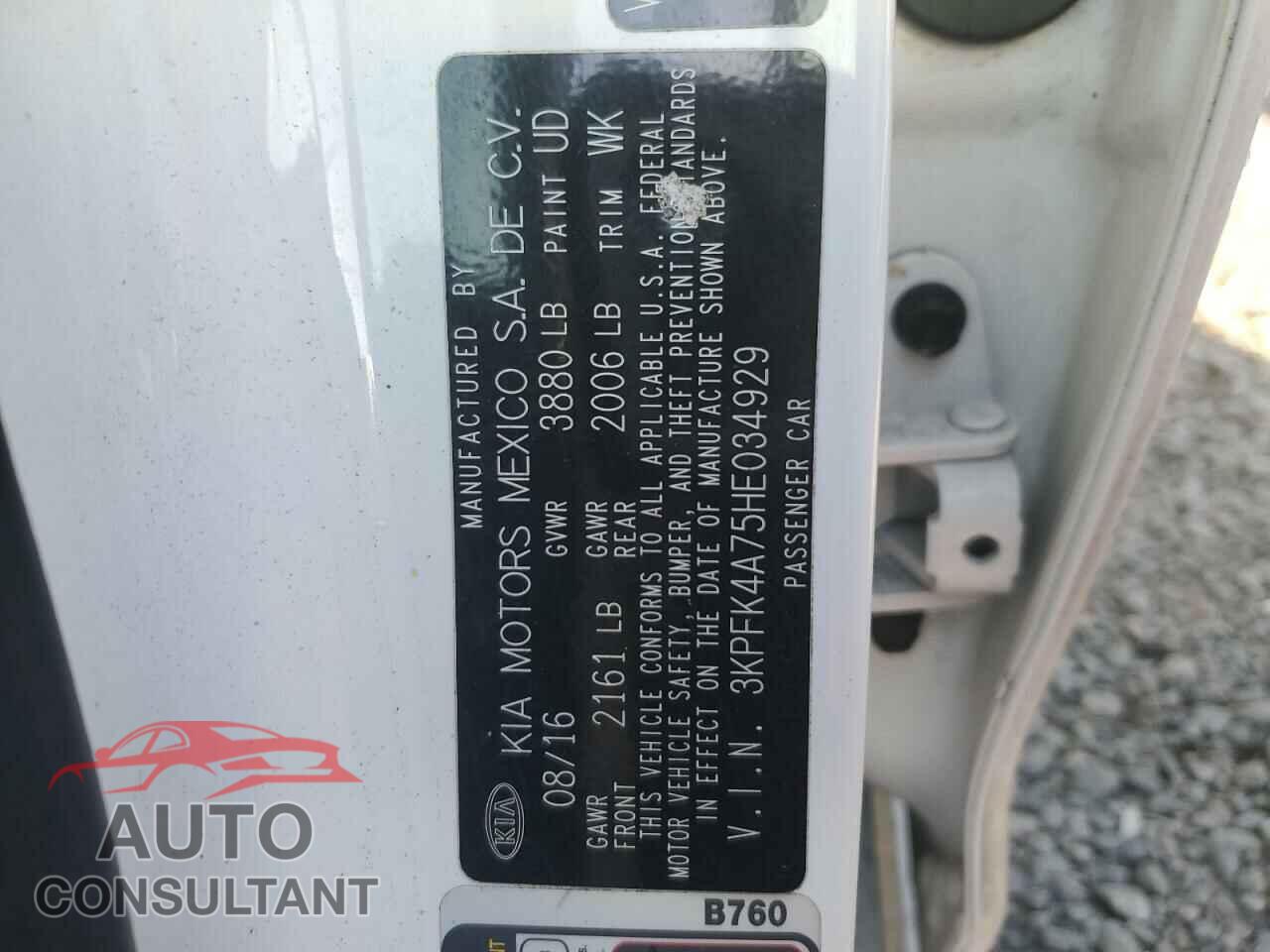 KIA FORTE 2017 - 3KPFK4A75HE034929