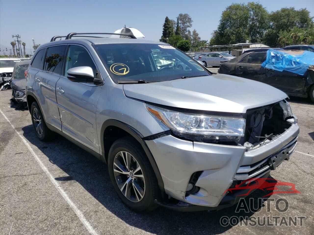 TOYOTA HIGHLANDER 2019 - 5TDZZRFH5KS356233