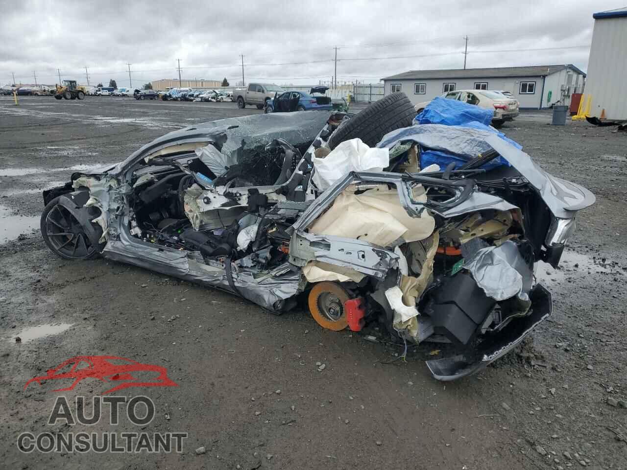 TESLA MODEL 3 2024 - 5YJ3E1ET2RF900226
