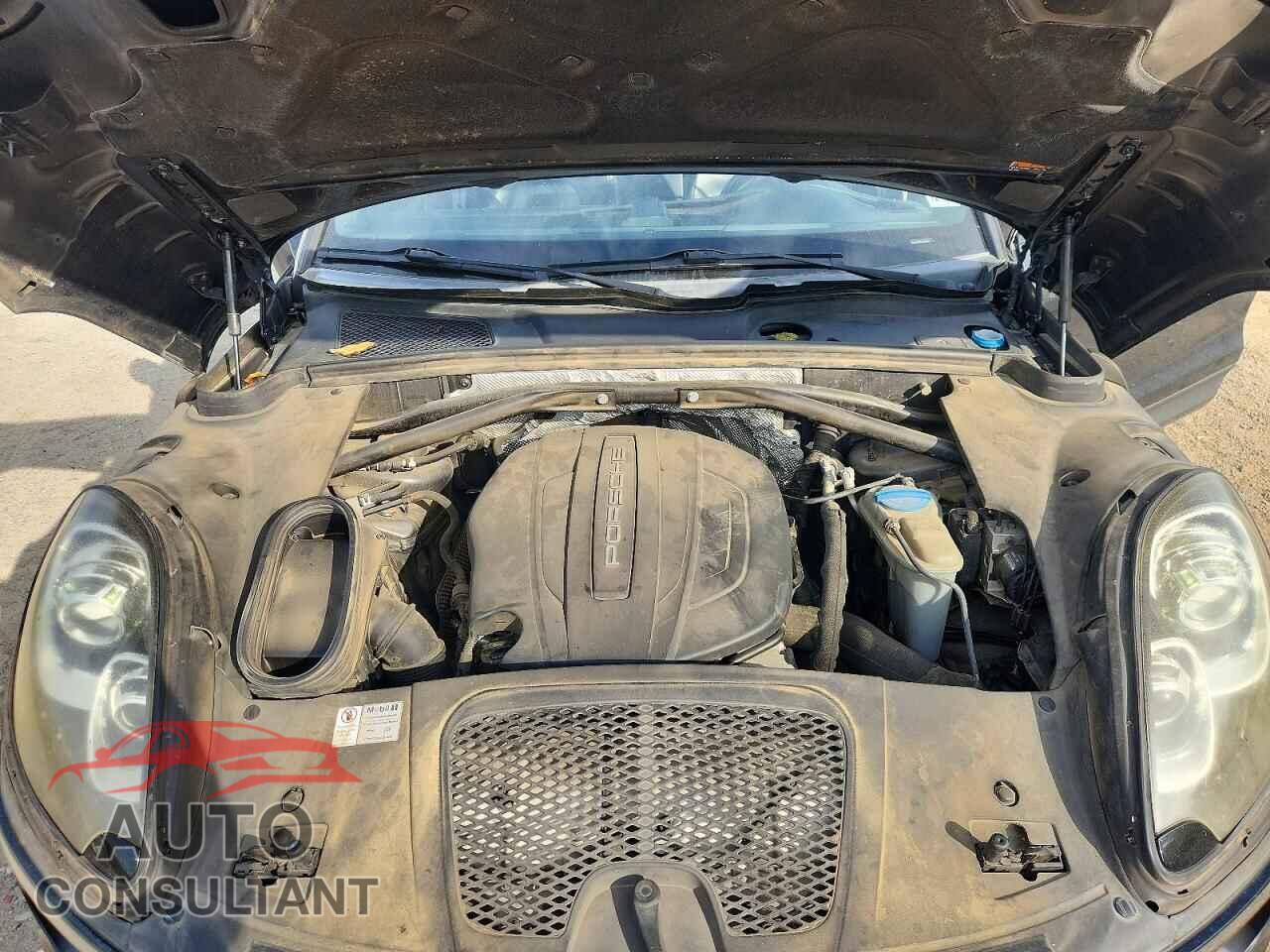 PORSCHE MACAN 2017 - WP1AA2A54HLB00182