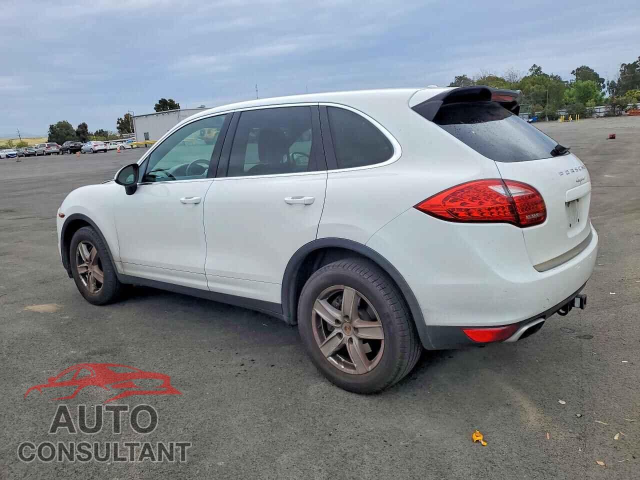 PORSCHE CAYENNE 2014 - WP1AA2A23ELA00575