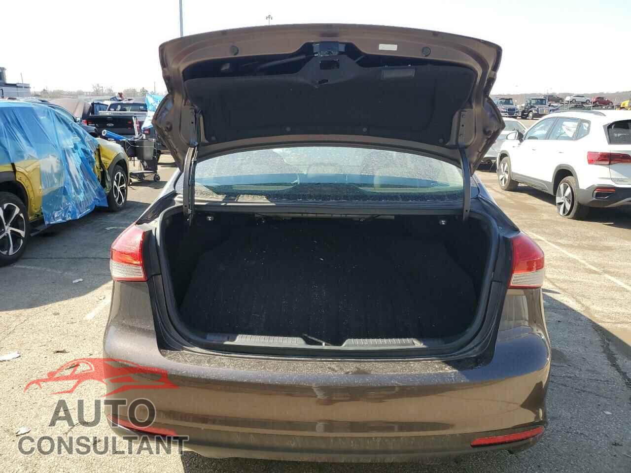 KIA FORTE 2017 - 3KPFL4A72HE137626