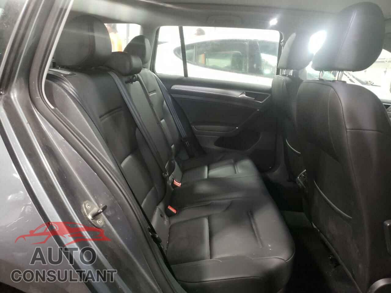 VOLKSWAGEN GOLF 2016 - 3VWC17AU2GM509175