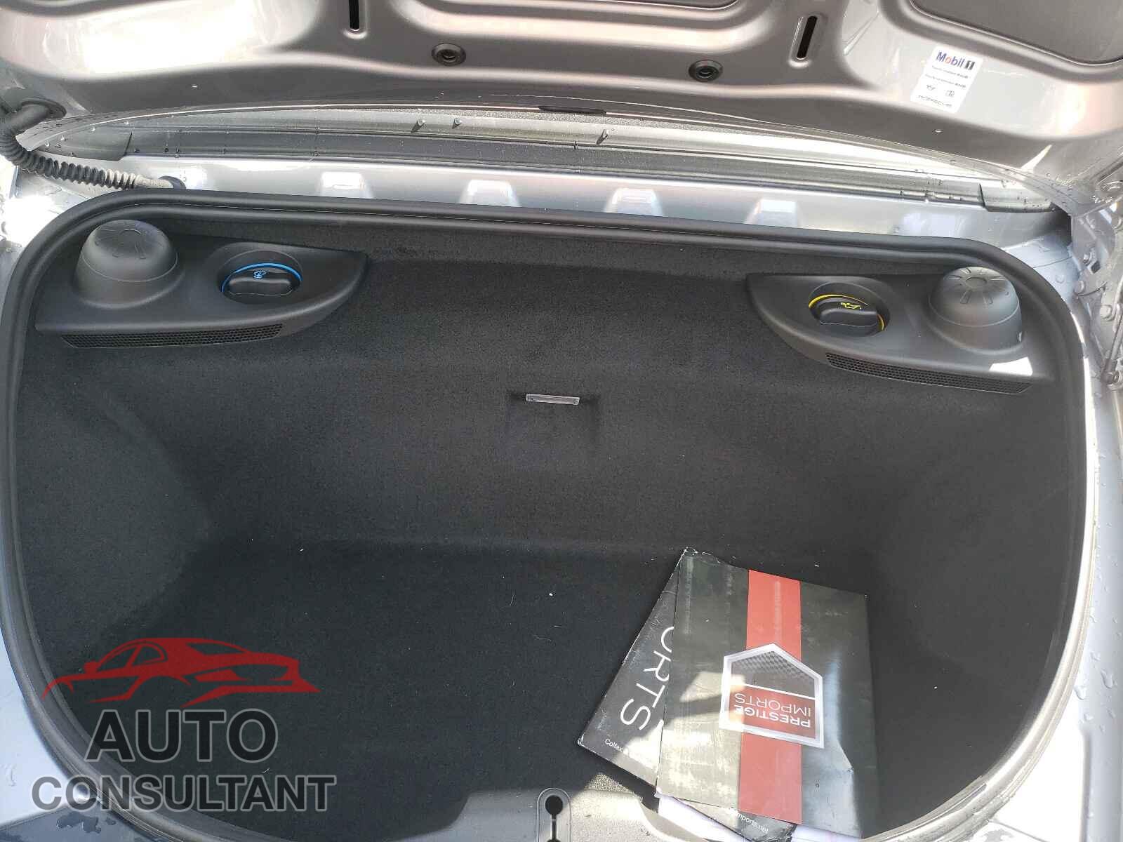PORSCHE BOXSTER 2021 - WP0CD2A8XMS232326