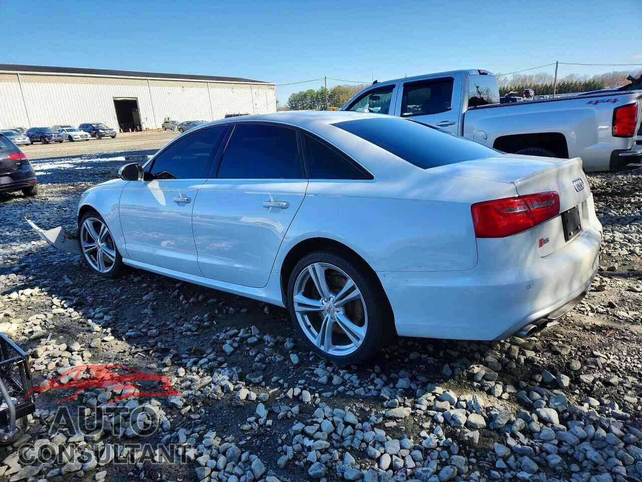 AUDI S6/RS6 2013 - WAUJ2AFC7DN111415