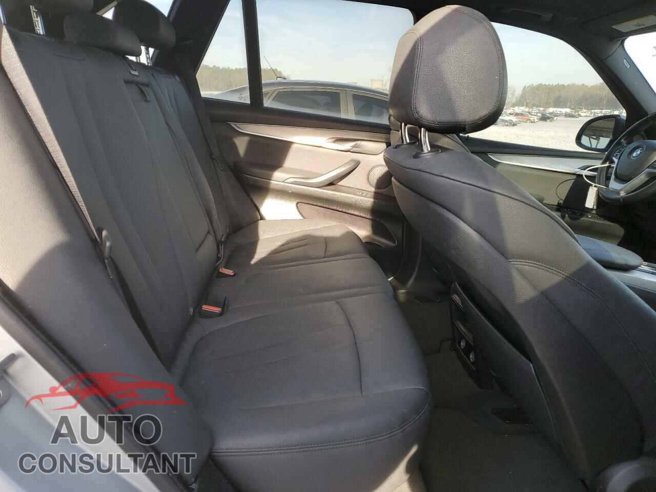 BMW X5 2017 - 5UXKR2C35H0X04351