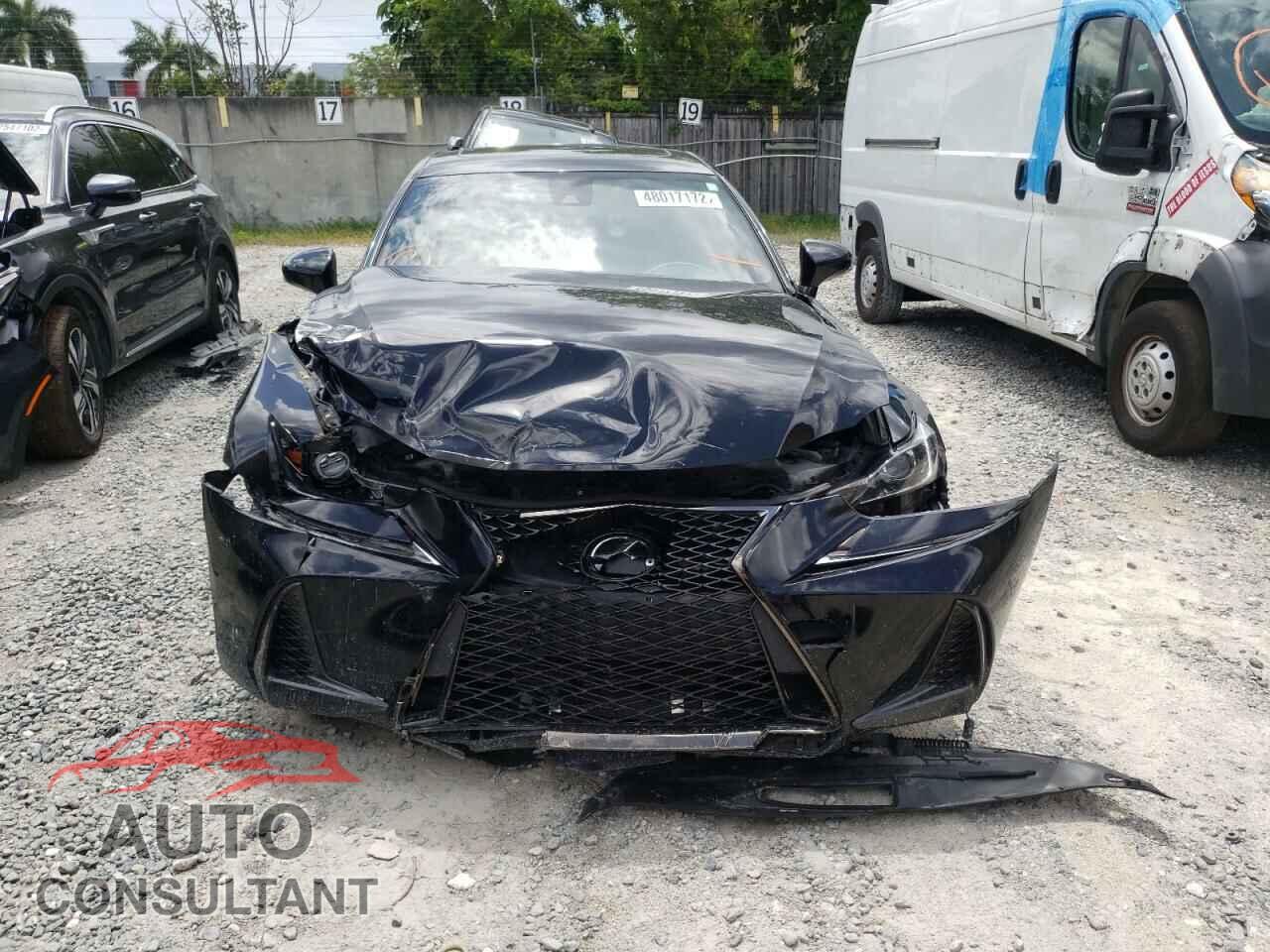 LEXUS IS 2017 - JTHBA1D22H5055618