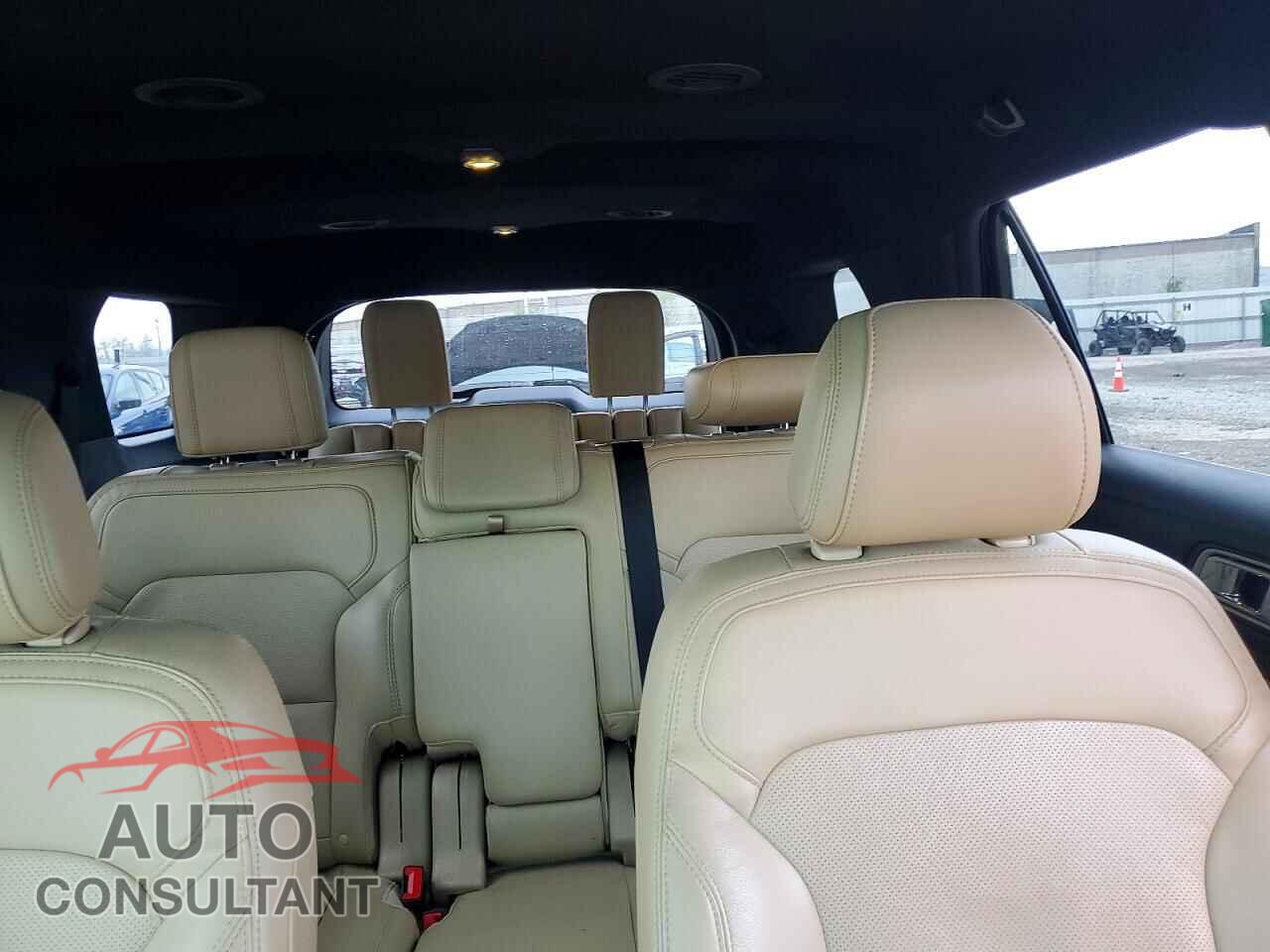 FORD EXPLORER 2017 - 1FM5K8F88HGA57427