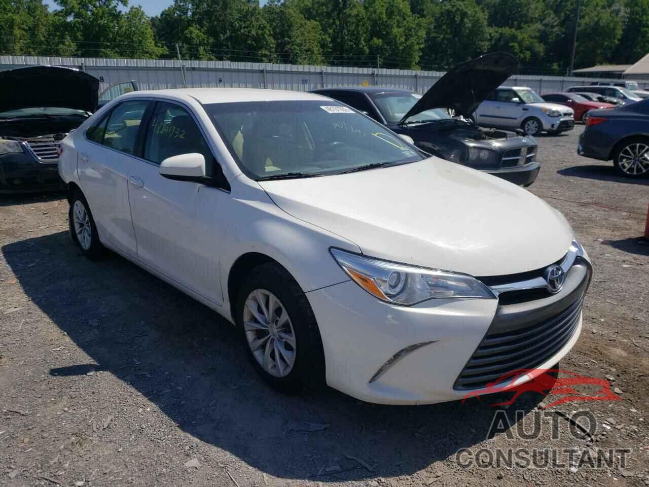 TOYOTA CAMRY 2016 - 4T4BF1FK7GR582768