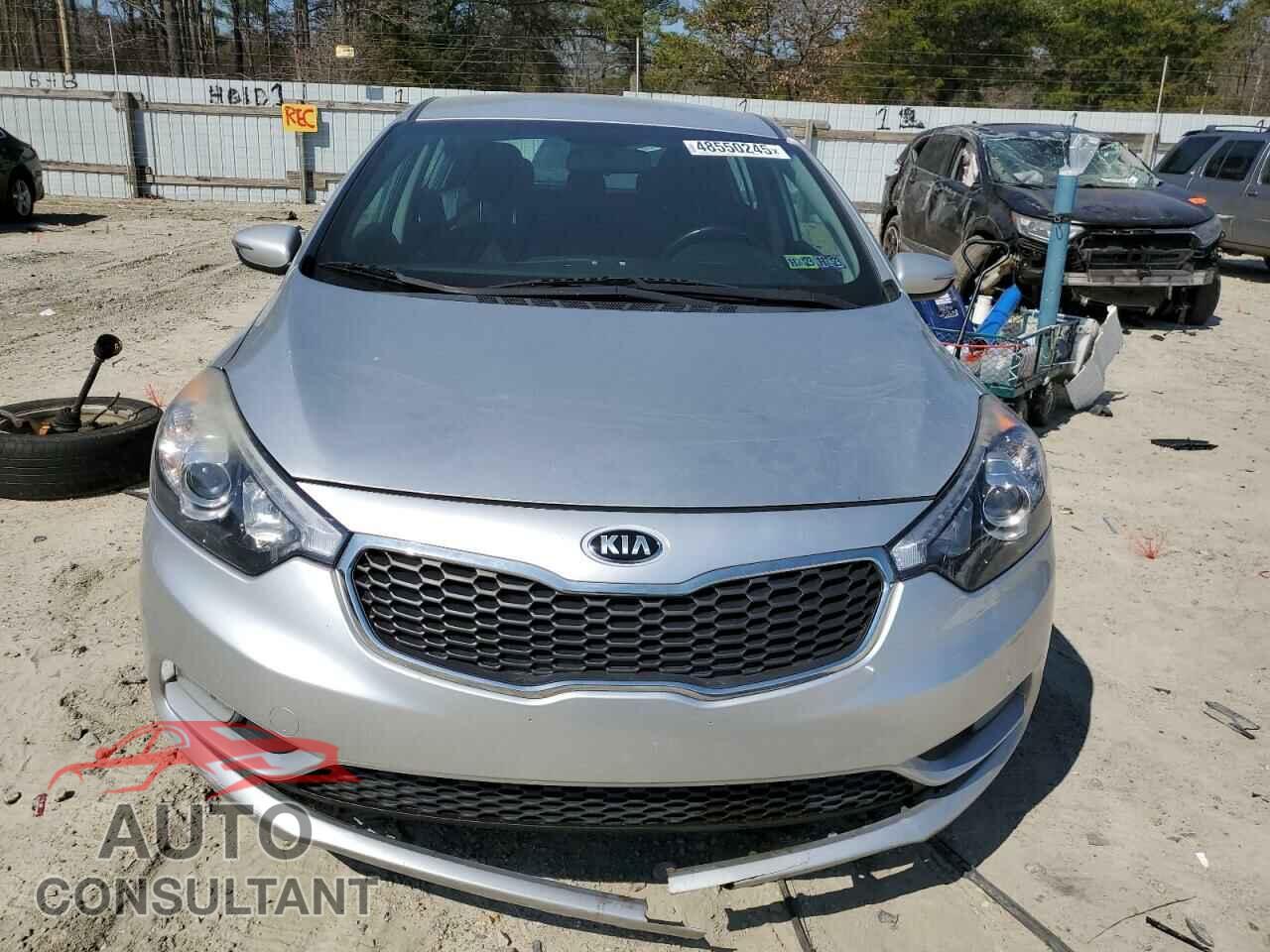 KIA FORTE 2016 - KNAFX5A85G5528540