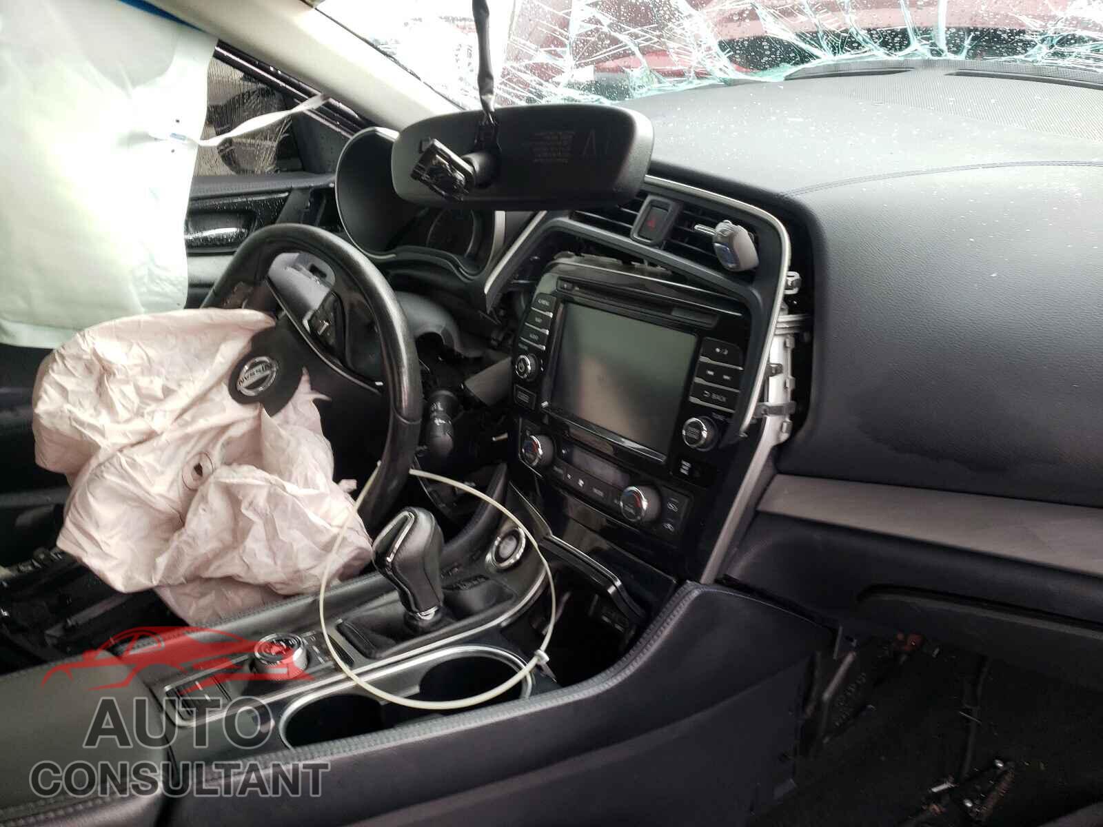 NISSAN MAXIMA 2017 - 1N4AA6AP3HC452976