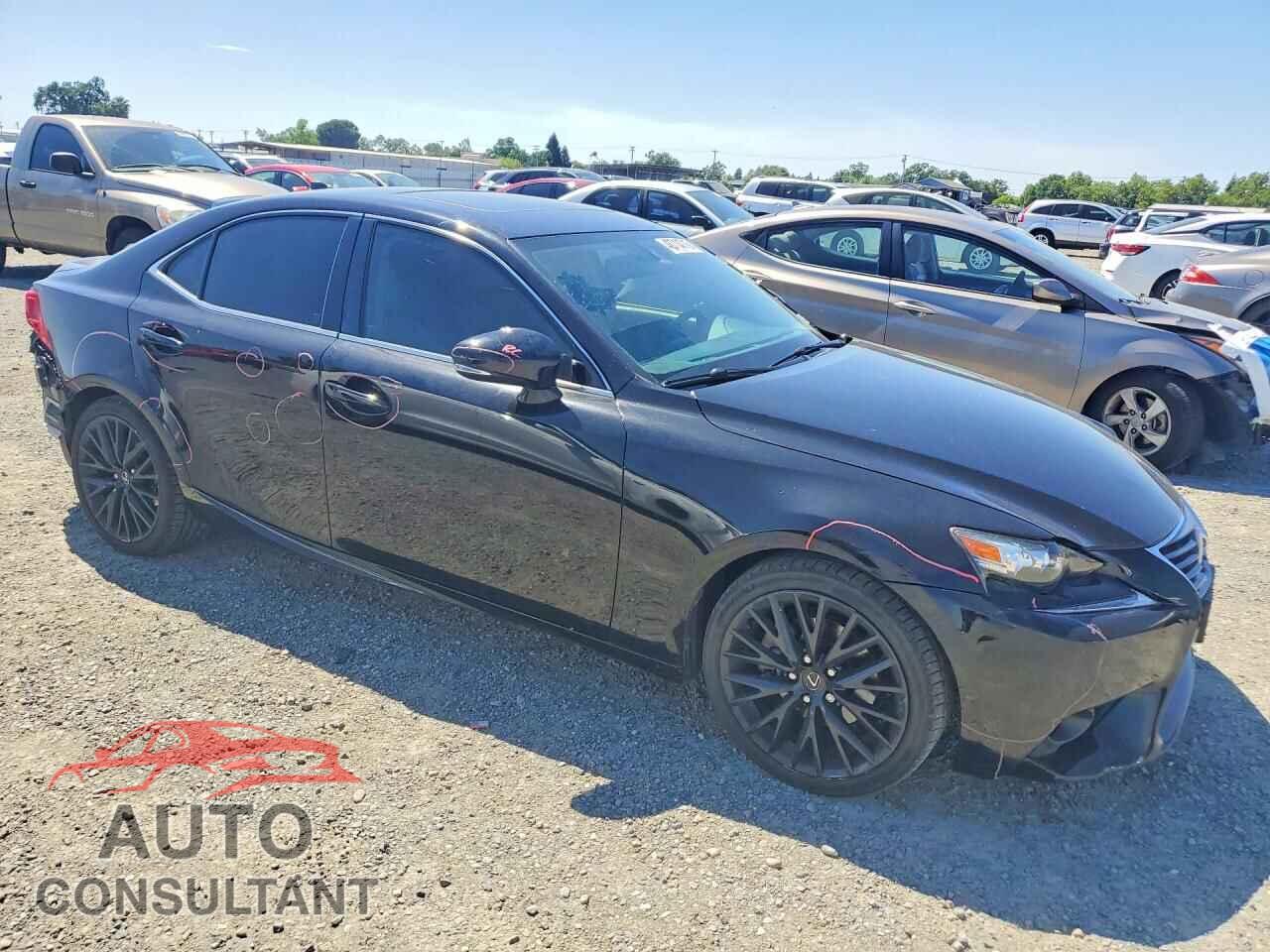 LEXUS IS 2014 - JTHBF1D25E5040429