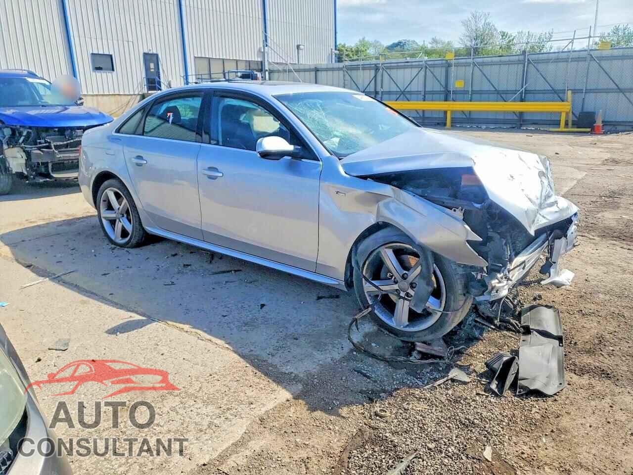 AUDI A4 2012 - WAUFFAFLXCA103244