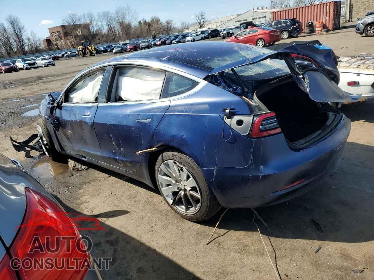 TESLA MODEL 3 2018 - 5YJ3E1EB0JF056165