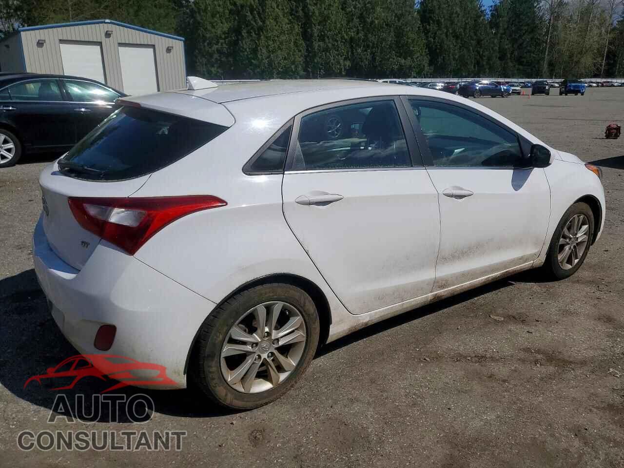HYUNDAI ELANTRA 2013 - KMHD35LE7DU030376