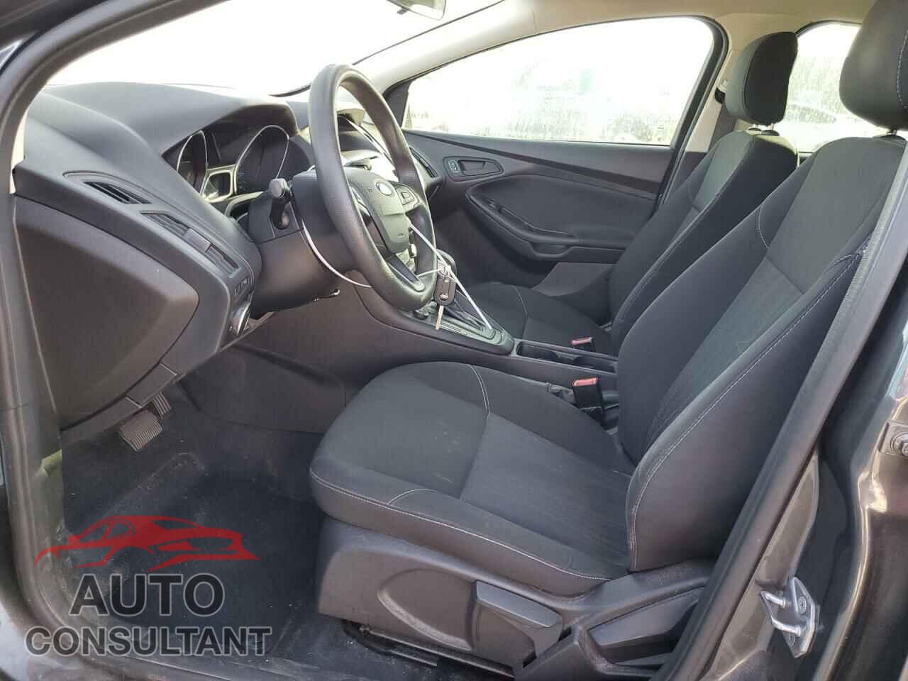 FORD FOCUS 2016 - 1FADP3E24GL404426