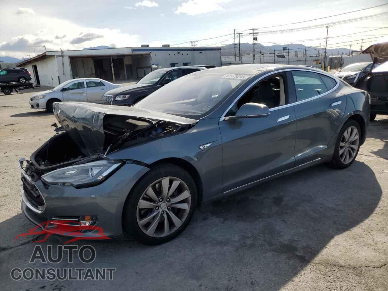 TESLA MODEL S 2014 - 5YJSA1H1XEFP43511