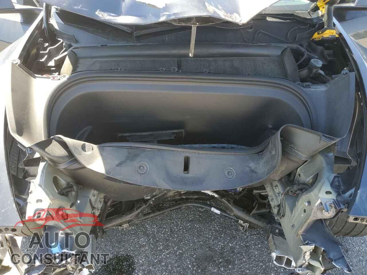 TESLA MODEL Y 2024 - 7SAYGDEE0RA224927