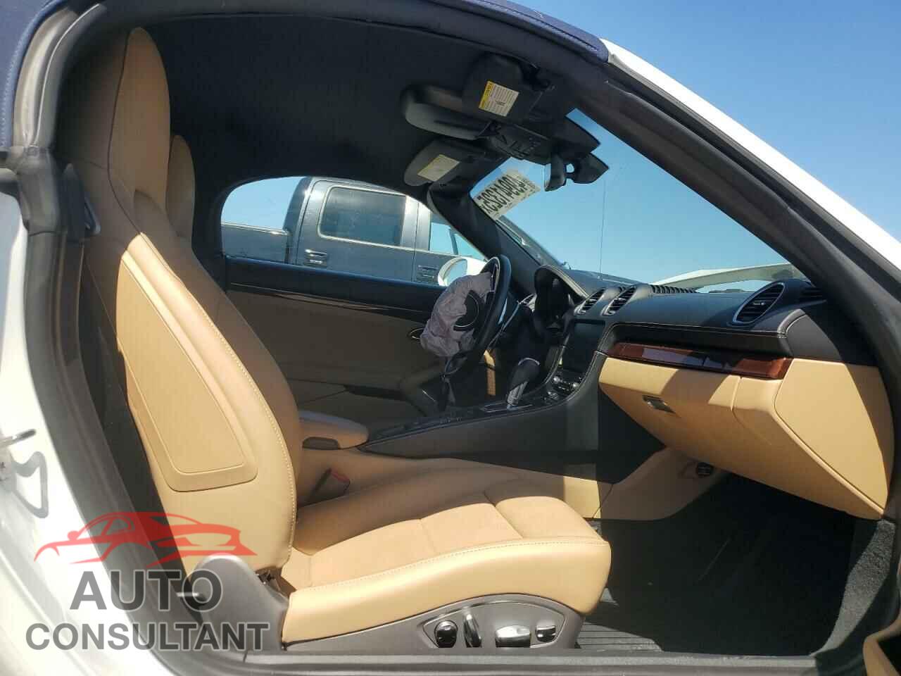 PORSCHE BOXSTER 2022 - WP0CA2A86NS205229