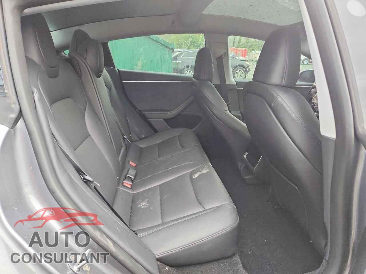TESLA MODEL 3 2025 - 5YJ3E1EB8SF066329