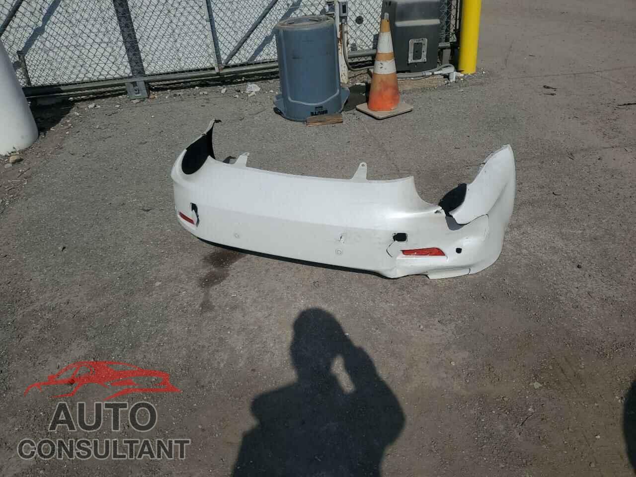 LEXUS IS 2010 - JTHFE2C21A2503304