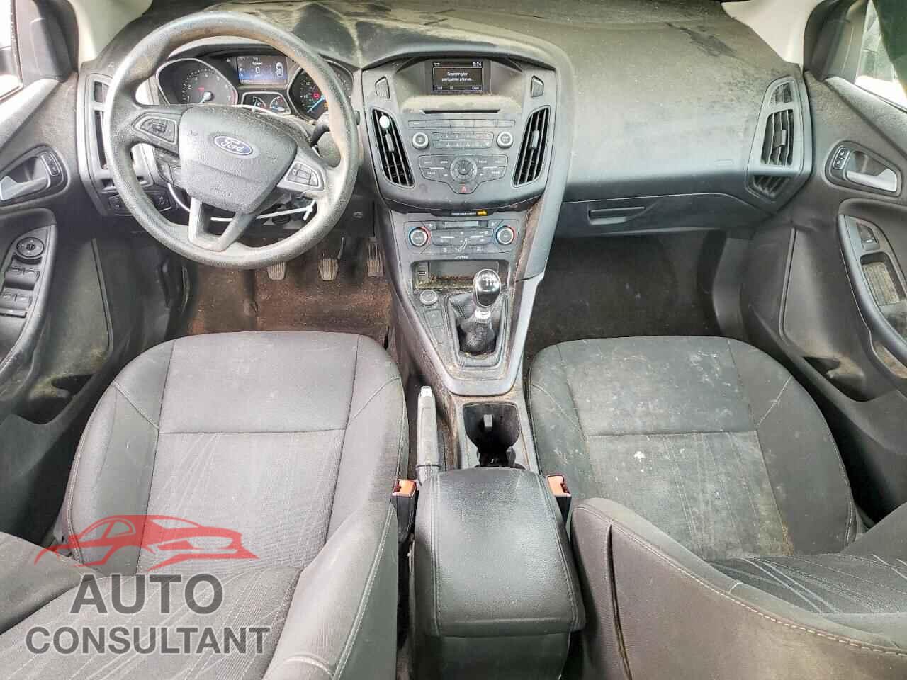 FORD FOCUS 2017 - 1FADP3FE5HL238282
